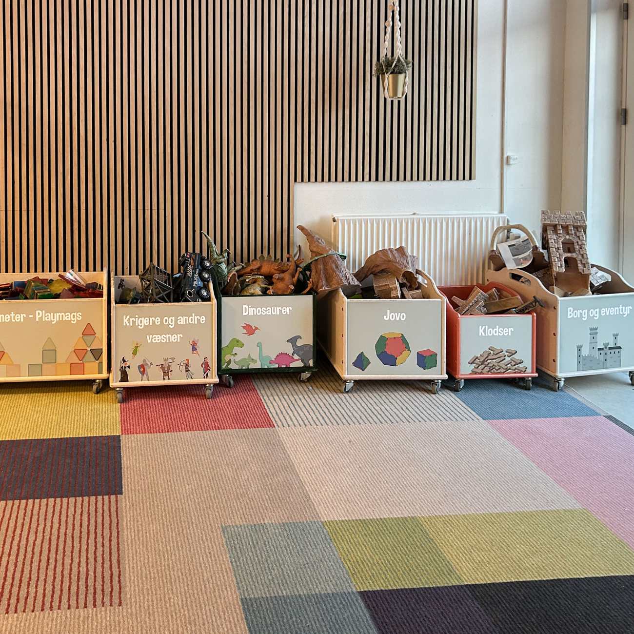 Folieprint til legekasser i fritidstilbud