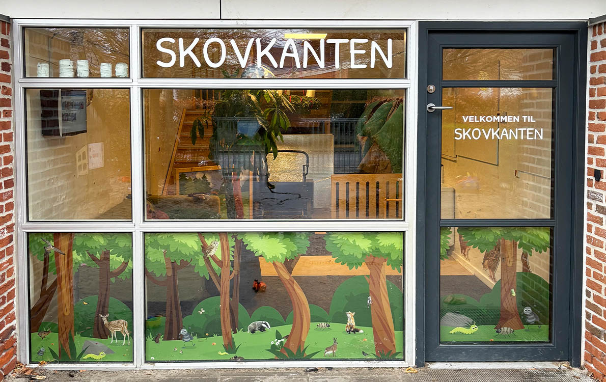 Indgang med folie til dagtilbud
