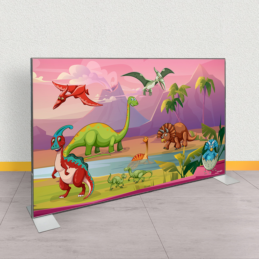 Skærmvæg med farverigt dinosaurland