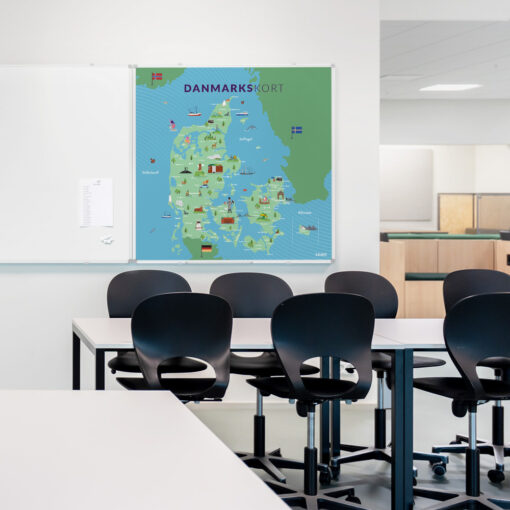 Whiteboard med danmarkskort til klasselokale