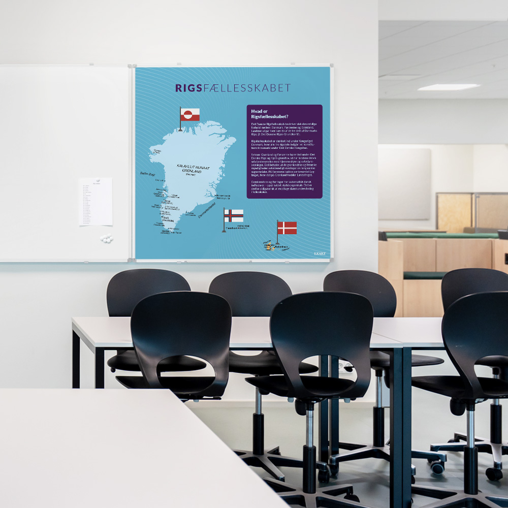 Whiteboard med Rigsfællesskabet i klasselokale