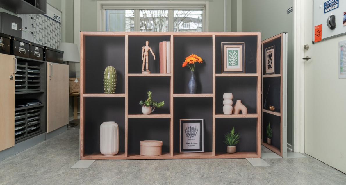 Skærmvæg til fællesrum i plejemiljø